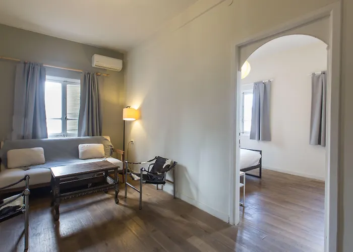 The Grand Meshmosh Hotel